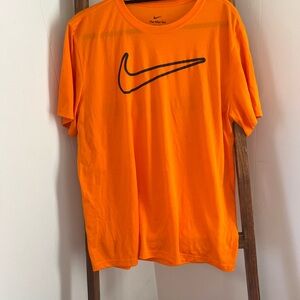 Nike Dri-Fit Orange T-Shirt with Black Logo size XL